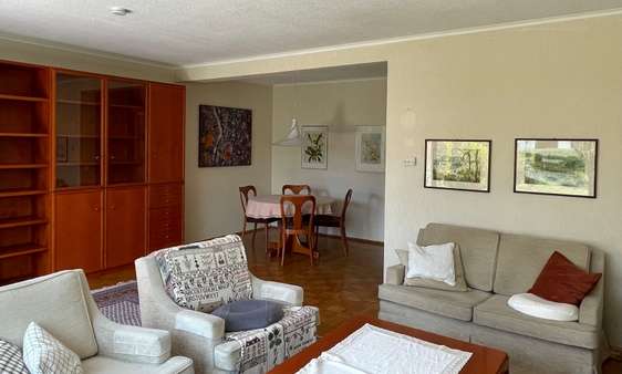 Wohnzimmer - Reihenendhaus in 51147 Köln - Porz-Wahnheide mit 108m² kaufen