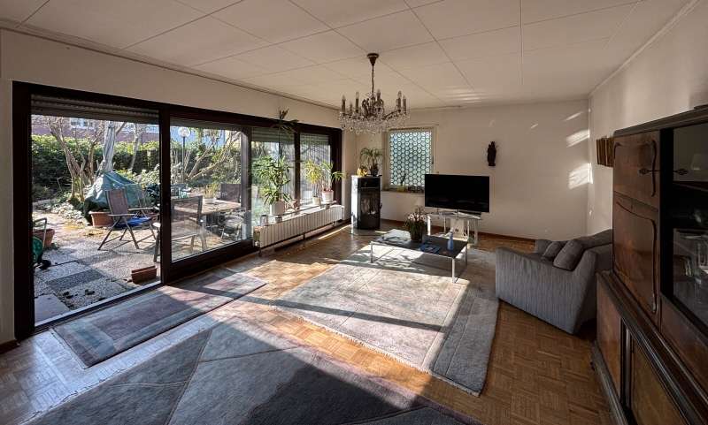Wohnzimmer - Einfamilienhaus in 51149 Köln - Porz mit 111m² kaufen