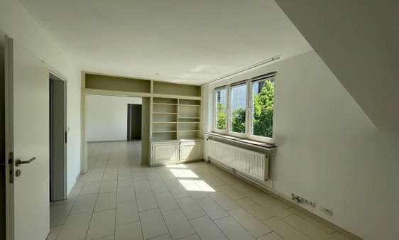 Zimmer - Dachgeschosswohnung in 50668 Köln - Neustadt Nord mit 114m² kaufen