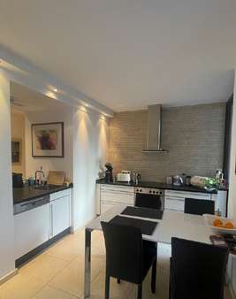 Küche - Erdgeschosswohnung in 50670 Köln - Altstadt-Nord mit 127m² kaufen