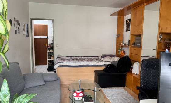 Wohn.Schlafzimmer - Etagenwohnung in 53115 Bonn Endenich mit 23m² kaufen
