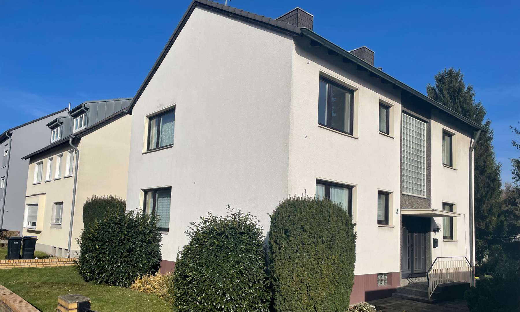 Seitenansicht Seitenansicht - Einfamilienhaus in 51107 Köln mit 137m² kaufen