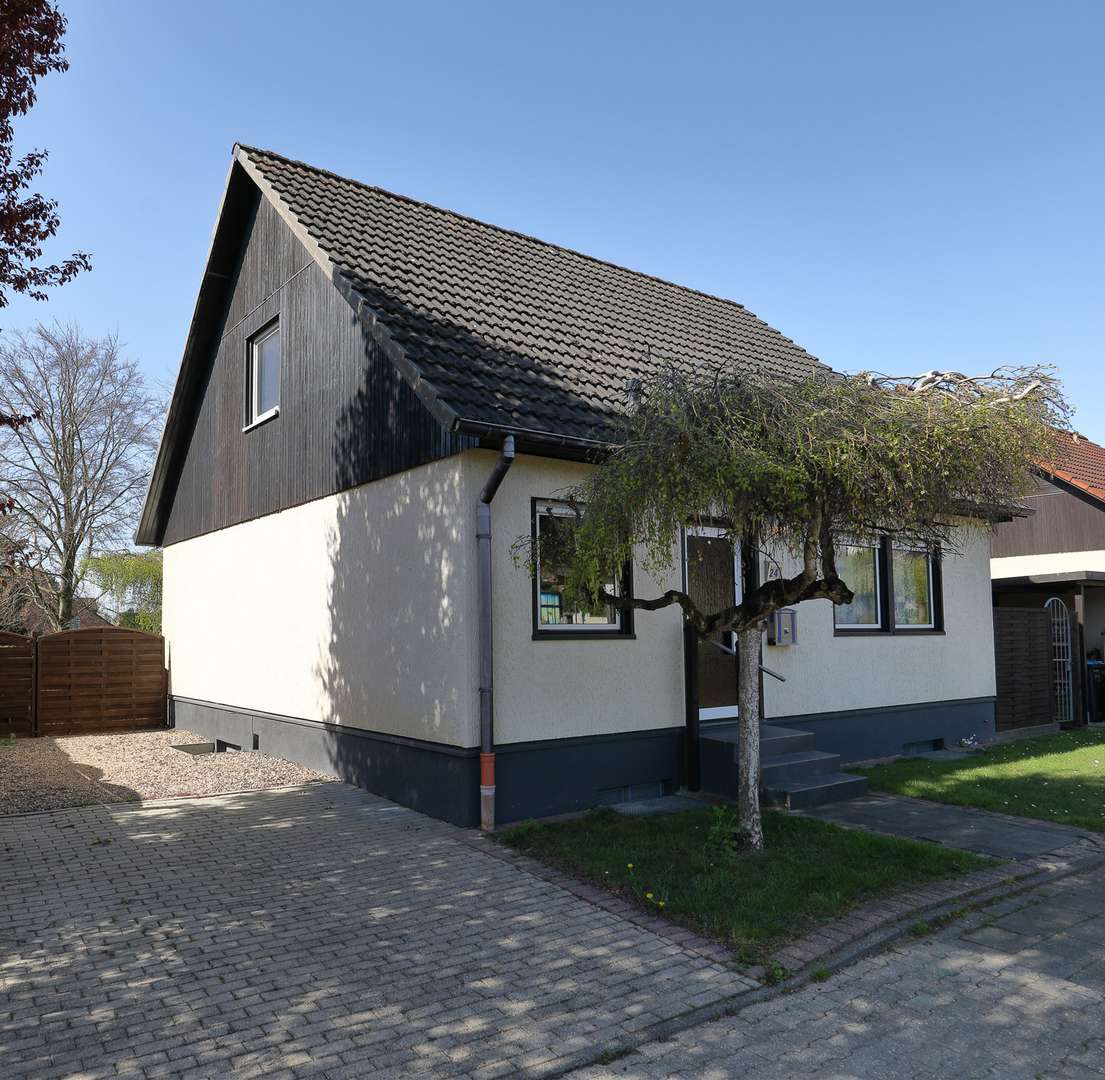 Vorderansicht Vorderansicht - Einfamilienhaus in 52382 Niederzier mit 116m² kaufen