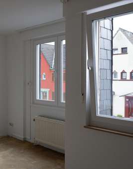 Zimmer Zimmer - Etagenwohnung in 51069 Köln mit 112m² kaufen