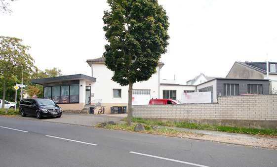 Ansicht Ansicht - Wohn- / Geschäftshaus in 53127 Bonn mit 65m² kaufen