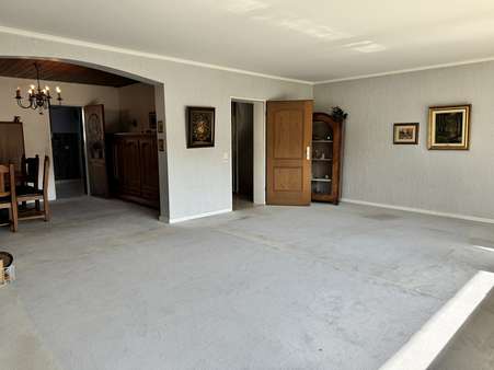 Wohn- Essbereich Wohn- Essbereich - Doppelhaushälfte in 51061 Köln mit 201m² kaufen