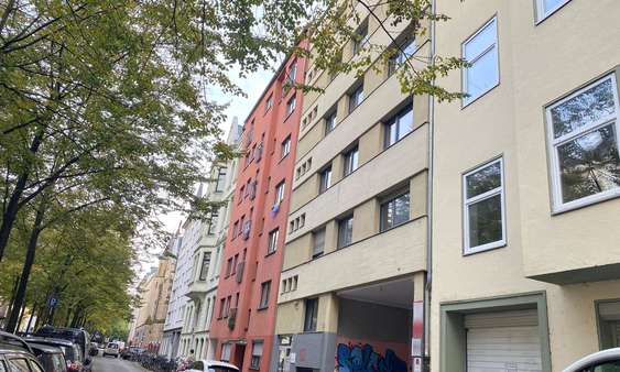 Vorderansicht Vorderansicht - Etagenwohnung in 50677 Köln mit 118m² kaufen