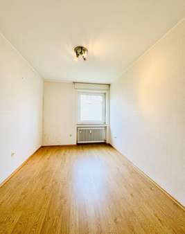 Zimmer Zimmer - Etagenwohnung in 53177 Bonn mit 80m² kaufen