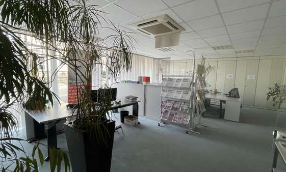 EG - Büro 2 EG - Büro 2 - Wohn- / Geschäftshaus in 51491 Overath mit 991m² als Kapitalanlage kaufen