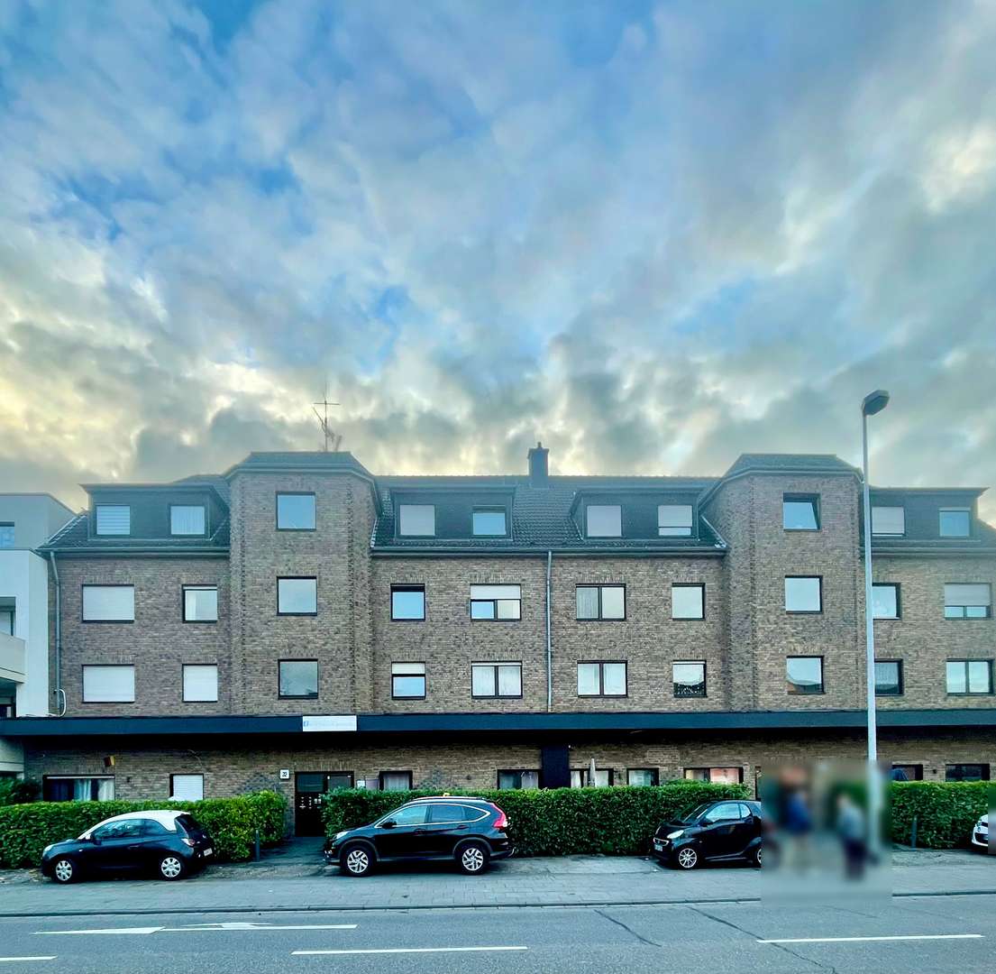 Vorderansicht Vorderansicht - Mehrfamilienhaus in 50389 Wesseling mit 1543m² als Kapitalanlage kaufen