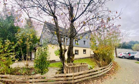 Seitenansicht - Einfamilienhaus in 51515 Kürten mit 344m² kaufen
