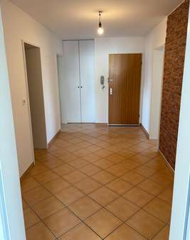 Diele Diele - Etagenwohnung in 51375 Leverkusen / Schlebusch mit 83m² kaufen