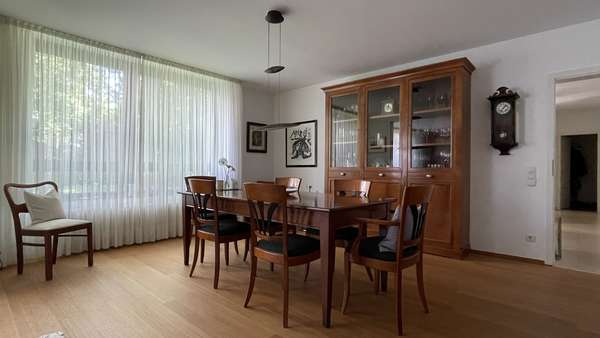 Esszimmer Esszimmer - Erdgeschosswohnung in 50670 Köln mit 127m² kaufen