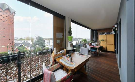 Loggia Loggia - Etagenwohnung in 50735 Köln mit 95m² kaufen