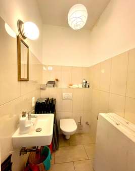 WC - Ladenlokal in 50667 Köln mit 230m² mieten