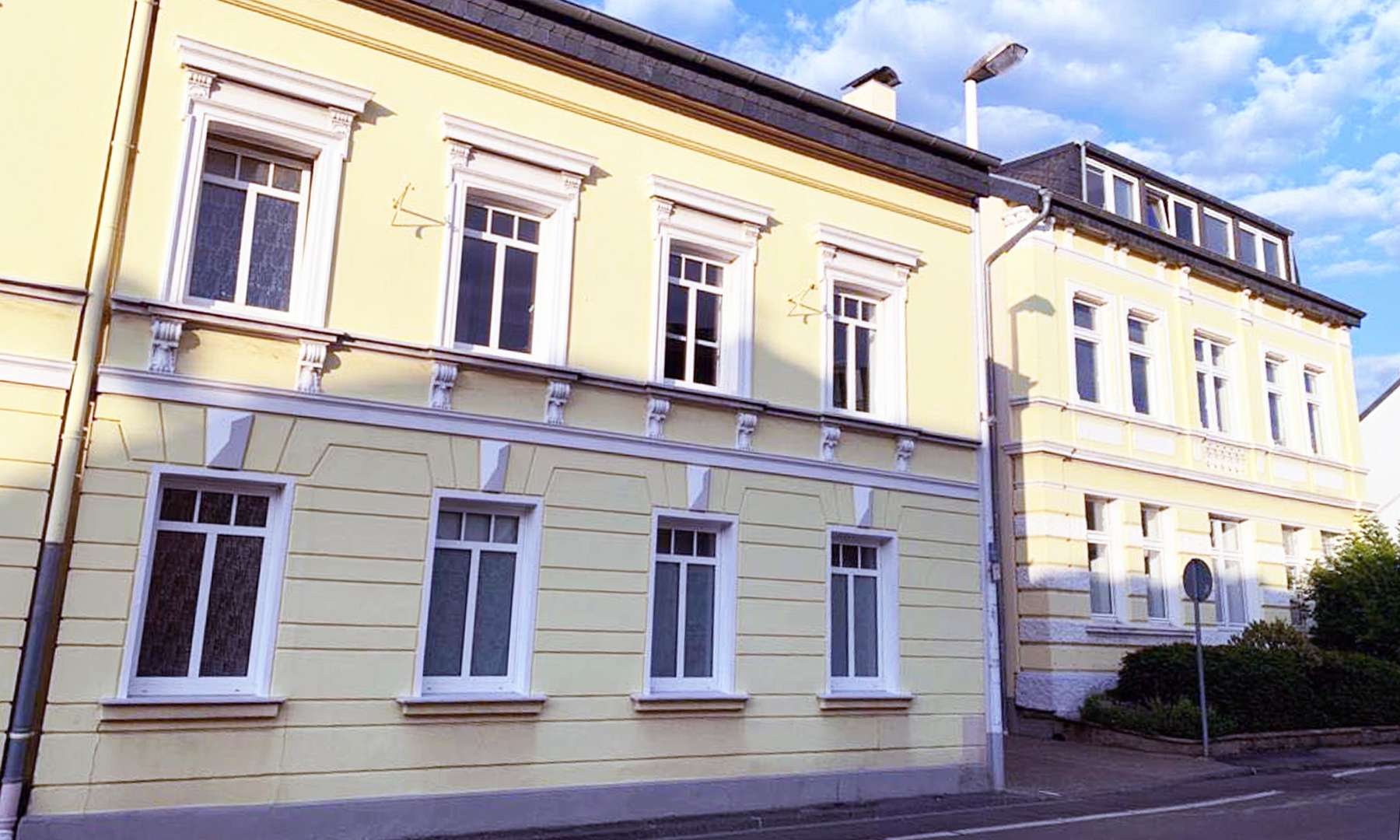 Vorderansicht Vorderansicht - Etagenwohnung in 53332 Bornheim mit 151m² als Kapitalanlage kaufen