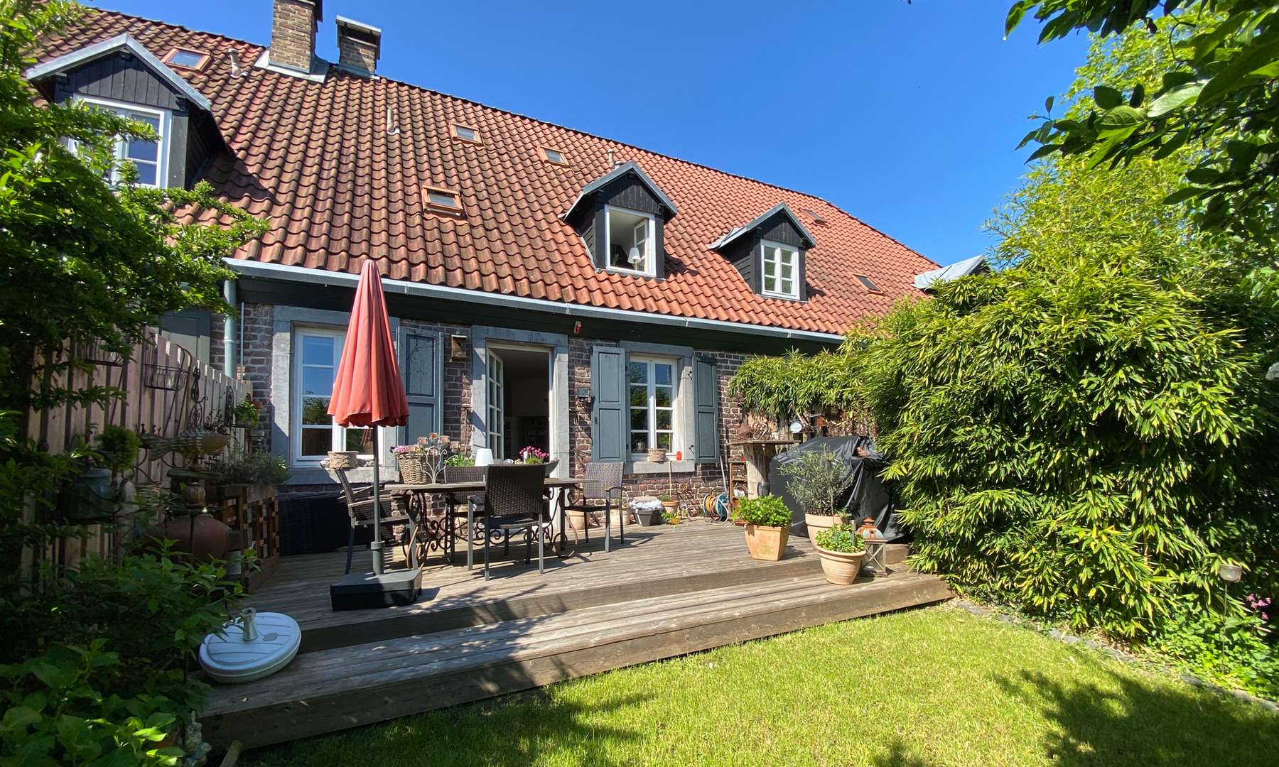 Rückansicht Rückansicht - Reihenmittelhaus in 50829 Köln Bocklemünd/Mengenich mit 110m² kaufen