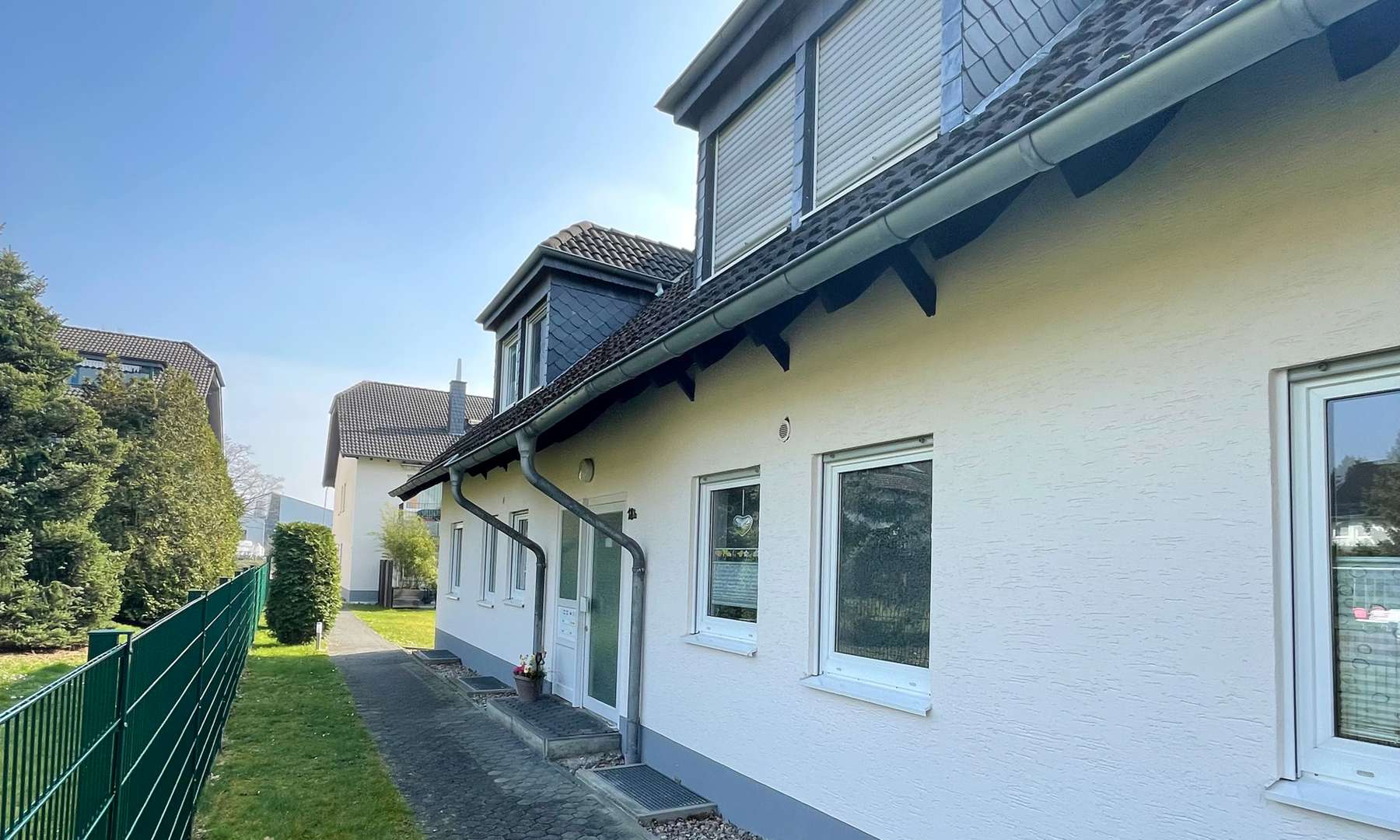 Seitenansicht Seitenansicht - Wohnung in 53842 Troisdorf mit 100m² kaufen
