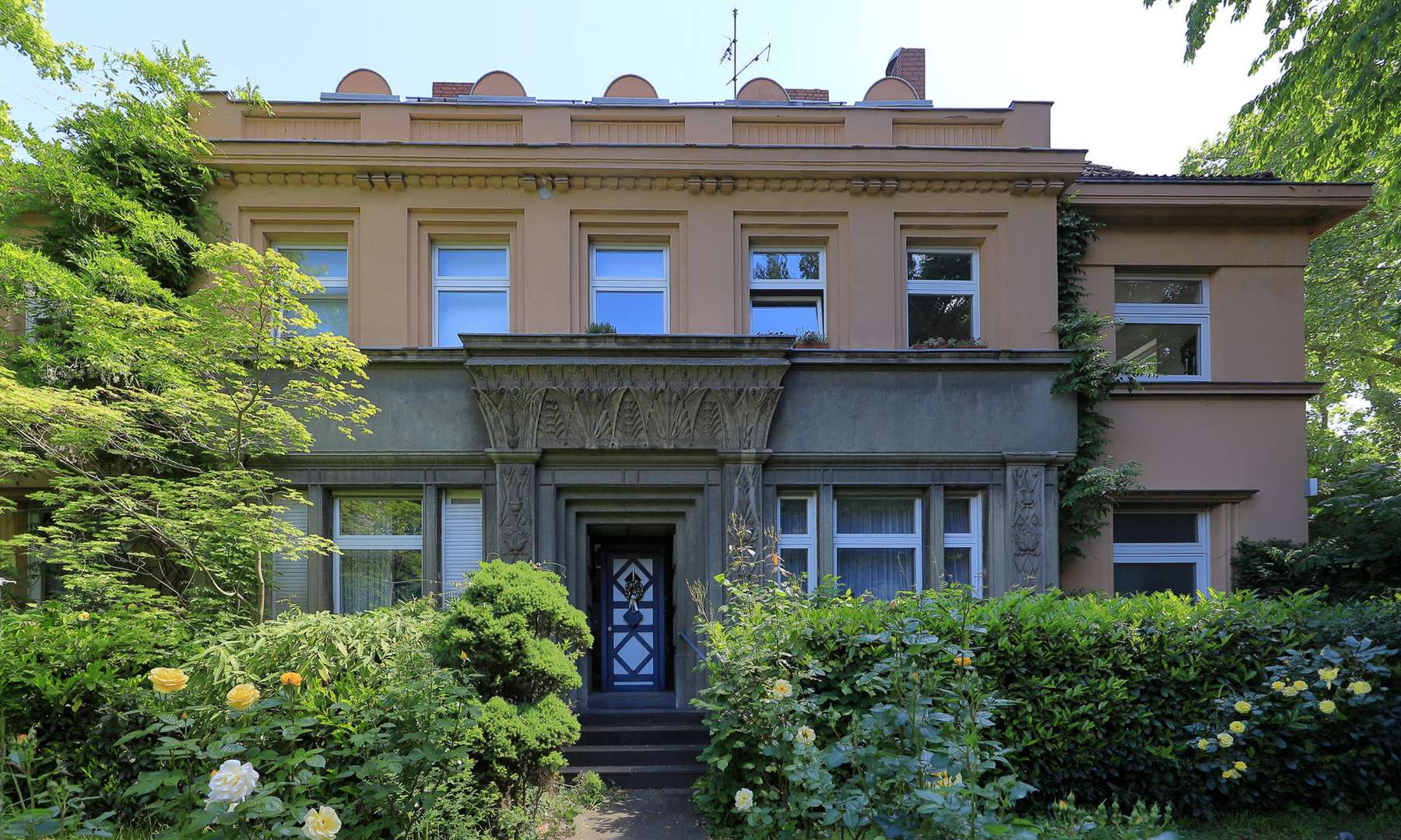 Vorderansicht - Dachgeschosswohnung in 50968 Köln mit 117m² kaufen