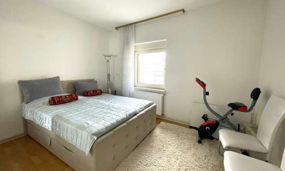 Schlafzimmer 1 Schlafzimmer 1 - Etagenwohnung in 53474 Bad Neuenahr-Ahrweiler mit 87m² kaufen