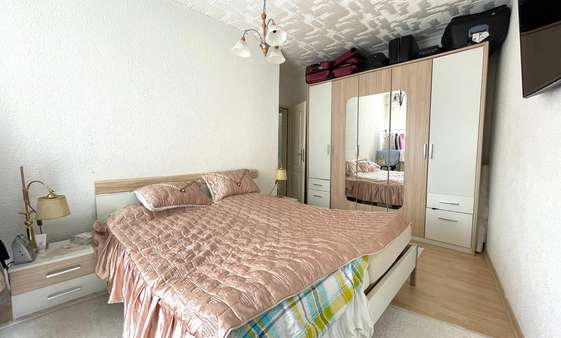 Schlafzimmer 2 Schlafzimmer 2 - Etagenwohnung in 53474 Bad Neuenahr-Ahrweiler mit 87m² kaufen