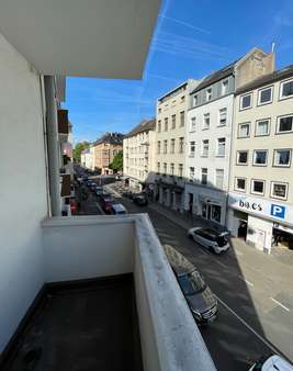 Balkon Balkon - Etagenwohnung in 50677 Köln mit 74m² kaufen