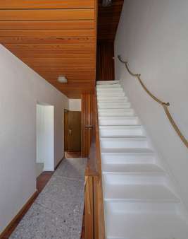 Treppenhaus Treppenhaus - Mehrfamilienhaus in 50679 Köln mit 192m² als Kapitalanlage kaufen