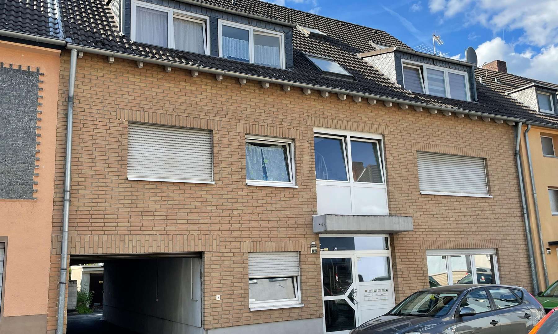 Aushang Aushang - Mehrfamilienhaus in 51061 Köln mit 447m² als Kapitalanlage kaufen