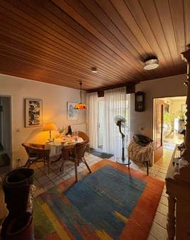 Esszimmer Esszimmer - Bungalow in 51143 Köln / Porz mit 111m² kaufen