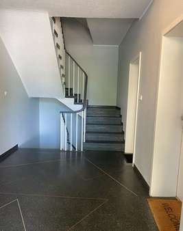 Eingang Eingang - Mehrfamilienhaus in 50933 Köln mit 590m² als Kapitalanlage kaufen