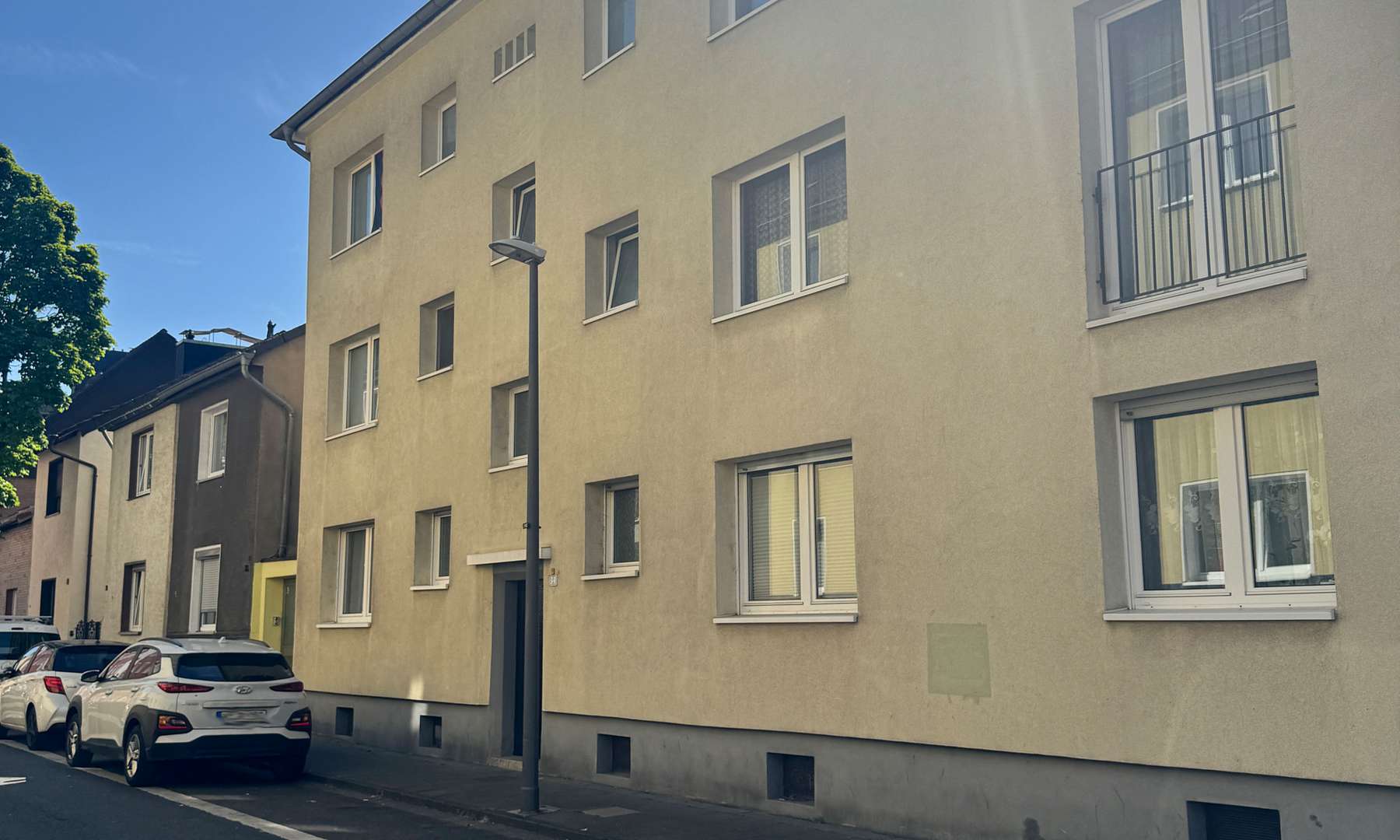 Vorderansicht Vorderansicht - Etagenwohnung in 51105 Köln mit 46m² kaufen