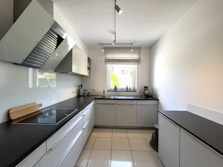 Küche Küche - Souterrain-Wohnung in 53177 Bonn mit 141m² kaufen