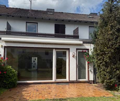 Rückansicht Rückansicht - Reihenmittelhaus in 51147 Köln mit 99m² kaufen