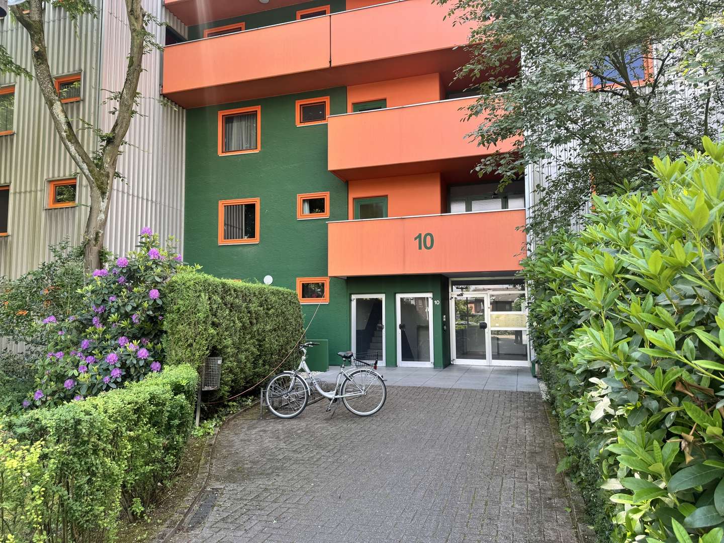 Front Front - Etagenwohnung in 50589 Köln mit 32m² kaufen