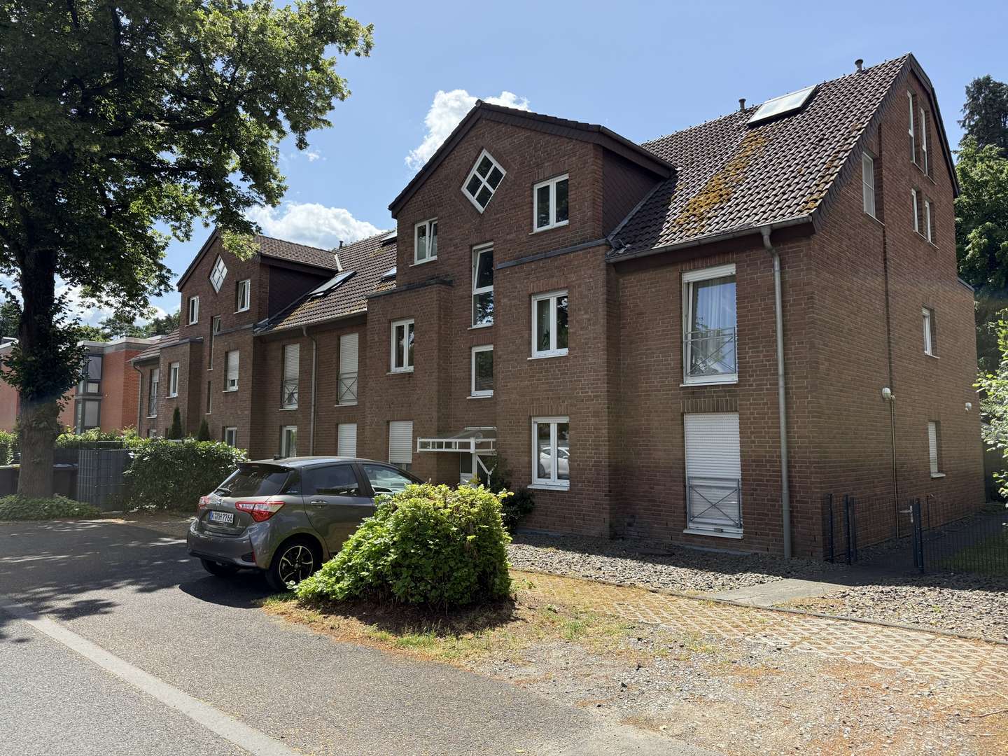 Voderansicht Voderansicht - Maisonette-Wohnung in 51109 Köln - Brück mit 85m² kaufen