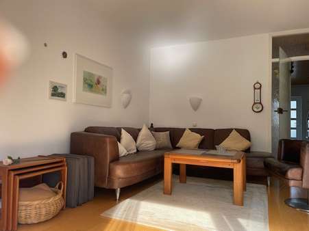 Wohnzimmer - Reihenmittelhaus in 51143 Köln mit 90m² kaufen