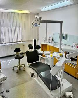 Behandlungszimmer_2 Behandlungszimmer_2 - Praxis in 50389 Wesseling mit 122m² kaufen