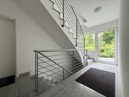 Hausflur  - Etagenwohnung in 50999 Köln / Sürth mit 83m² kaufen