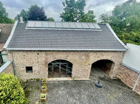 Hofgebäude - Bürohaus in 50859 Köln / Weiden mit 0m² kaufen