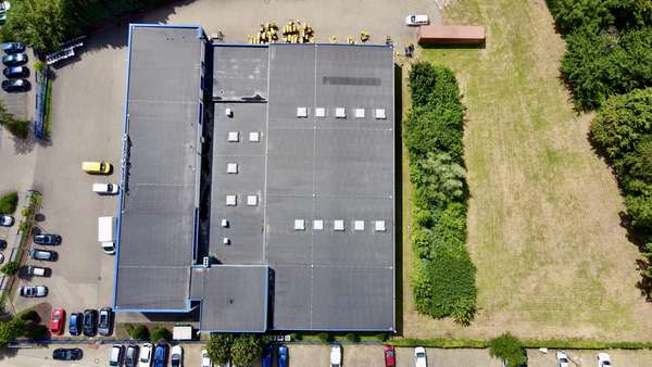 Luftbild Luftbild - Halle in 50858 Köln / Marsdorf mit 2794m² kaufen