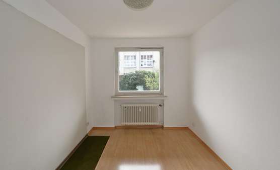 Zimmer Zimmer - Etagenwohnung in 40211 Düsseldorf / Stadtmitte mit 79m² kaufen