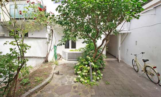 Innenhof - Einfamilienhaus in 53129 Bonn / Dottendorf mit 108m² kaufen