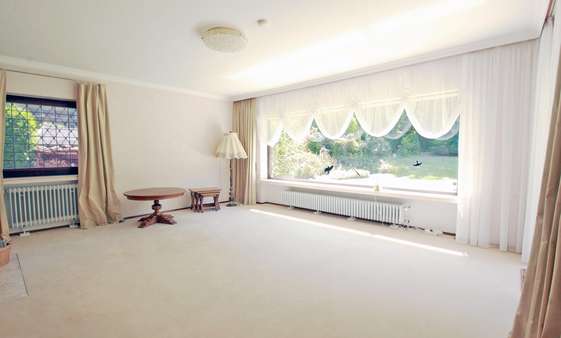 Wohnzimmer - Einfamilienhaus in 53347 Alfter / Oedekoven mit 215m² kaufen