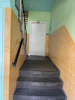 Treppenhaus - Mehrfamilienhaus in 51063 Köln mit 436m² als Kapitalanlage kaufen