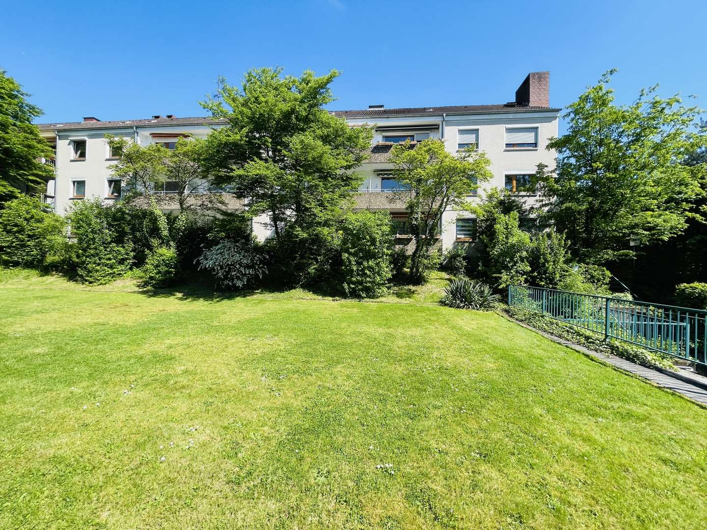 Rückansicht - Etagenwohnung in 53604 Bad Honnef mit 85m² kaufen