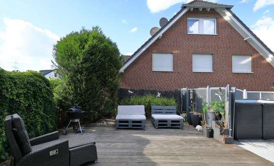 Rückansicht - Reihenmittelhaus in 53347 Alfter mit 132m² kaufen