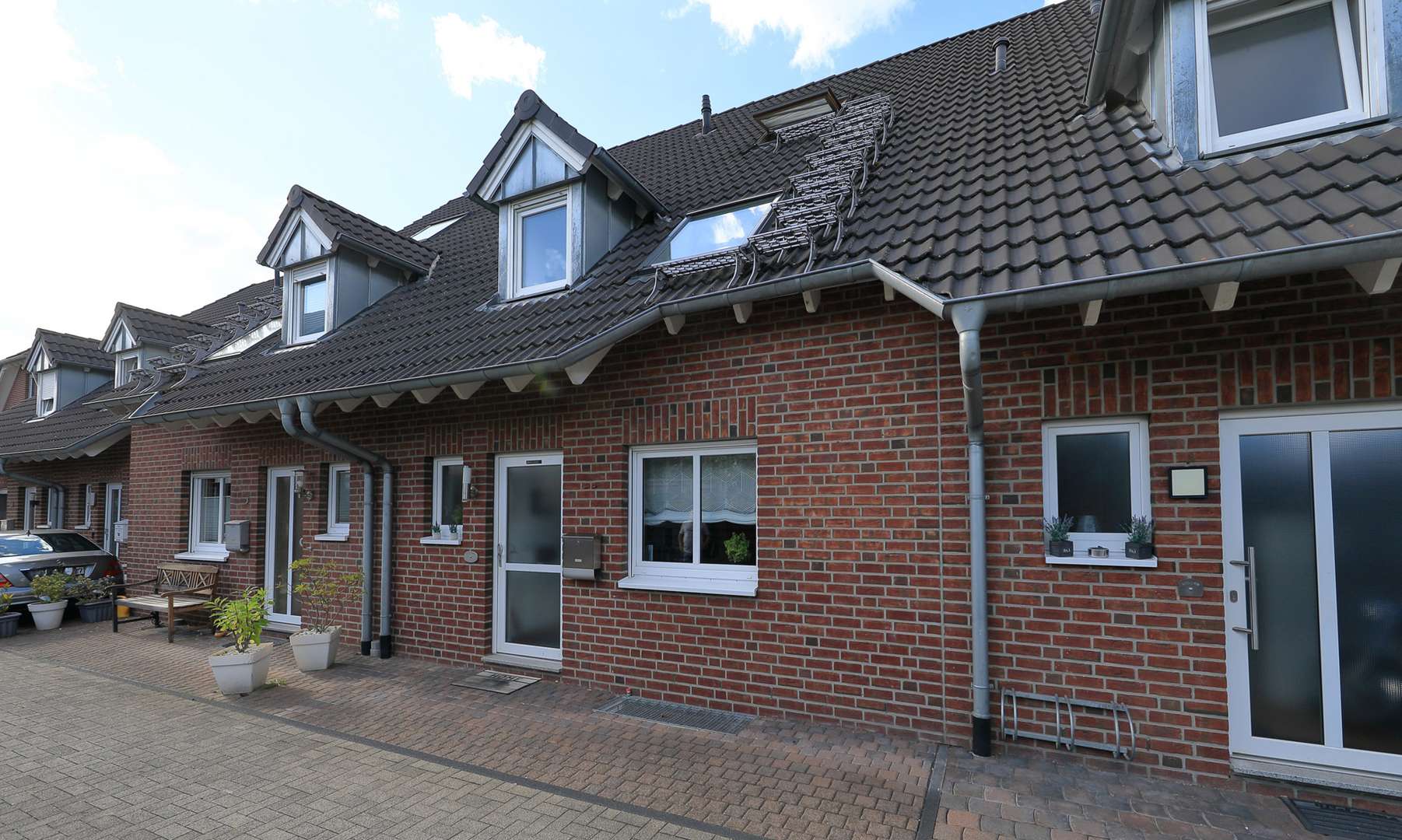 Vorderansicht - Reihenmittelhaus in 53347 Alfter mit 132m² kaufen