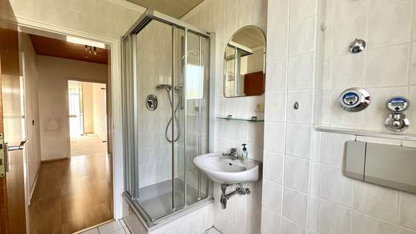 Duschbad 2. Etage Duschbad 2. Etage - Maisonette-Wohnung in 42107 Wuppertal / Elberfeld mit 80m² kaufen