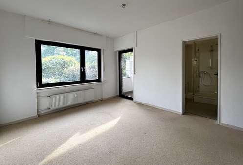 Schlafzimmer - Etagenwohnung in 51379 Leverkusen-Opladen mit 65m² kaufen