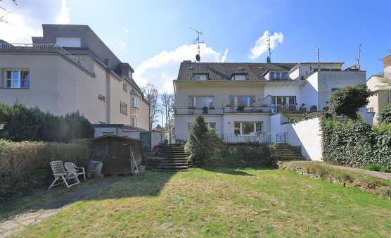 Rückansicht Rückansicht - Zweifamilienhaus in 50735 Köln / Riehl mit 281m² kaufen